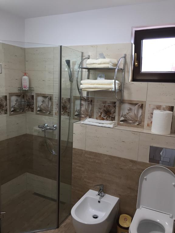 Romexpo Apartment Luxury - Aproape De Centru Si Parc Herastrau! Bukarest Eksteriør billede
