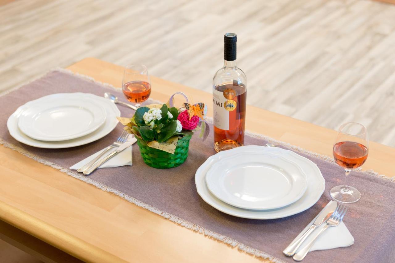 Romexpo Apartment Luxury - Aproape De Centru Si Parc Herastrau! Bukarest Eksteriør billede